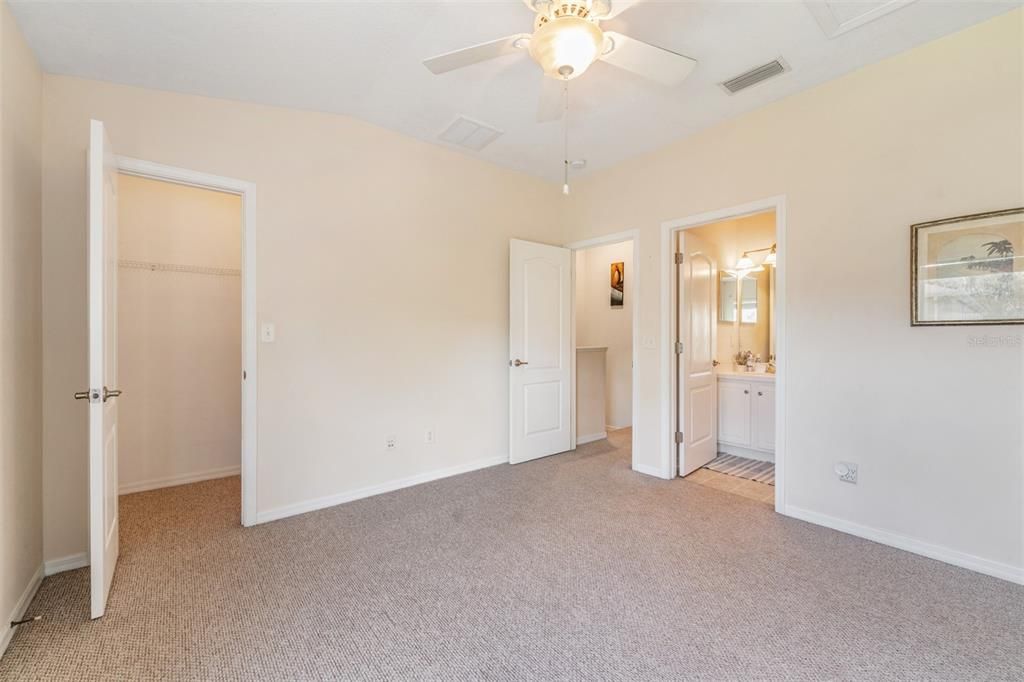 For Sale: $255,000 (2 beds, 2 baths, 1248 Square Feet)