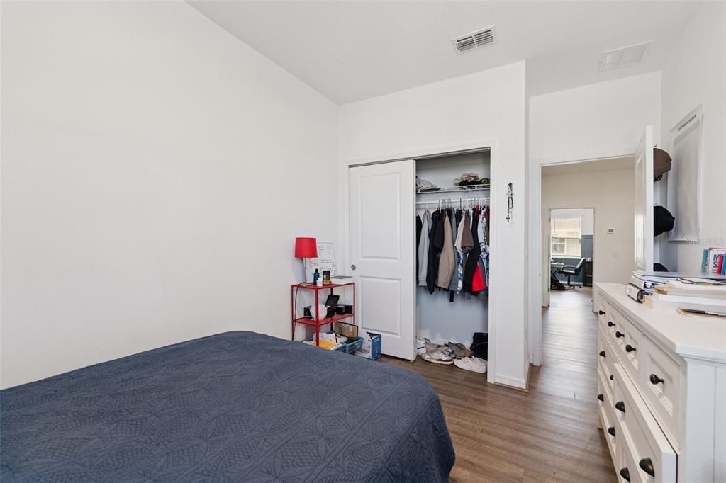 Active With Contract: $309,900 (3 beds, 2 baths, 1540 Square Feet)