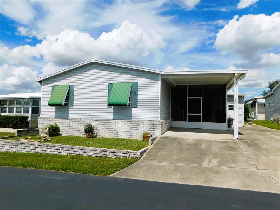 For Sale: $145,000 (3 beds, 2 baths, 1296 Square Feet)