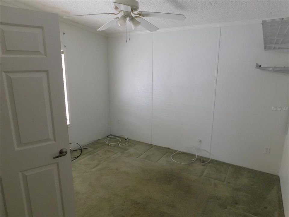 For Sale: $145,000 (3 beds, 2 baths, 1296 Square Feet)