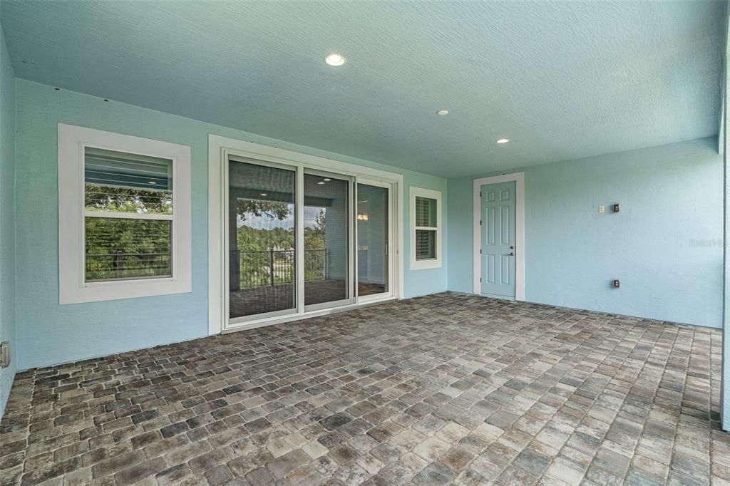 На продажу: $3,295,000 (5 спален, 4 ванн, 5454 Квадратных фут)