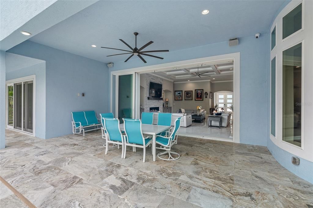 На продажу: $3,295,000 (5 спален, 4 ванн, 5454 Квадратных фут)