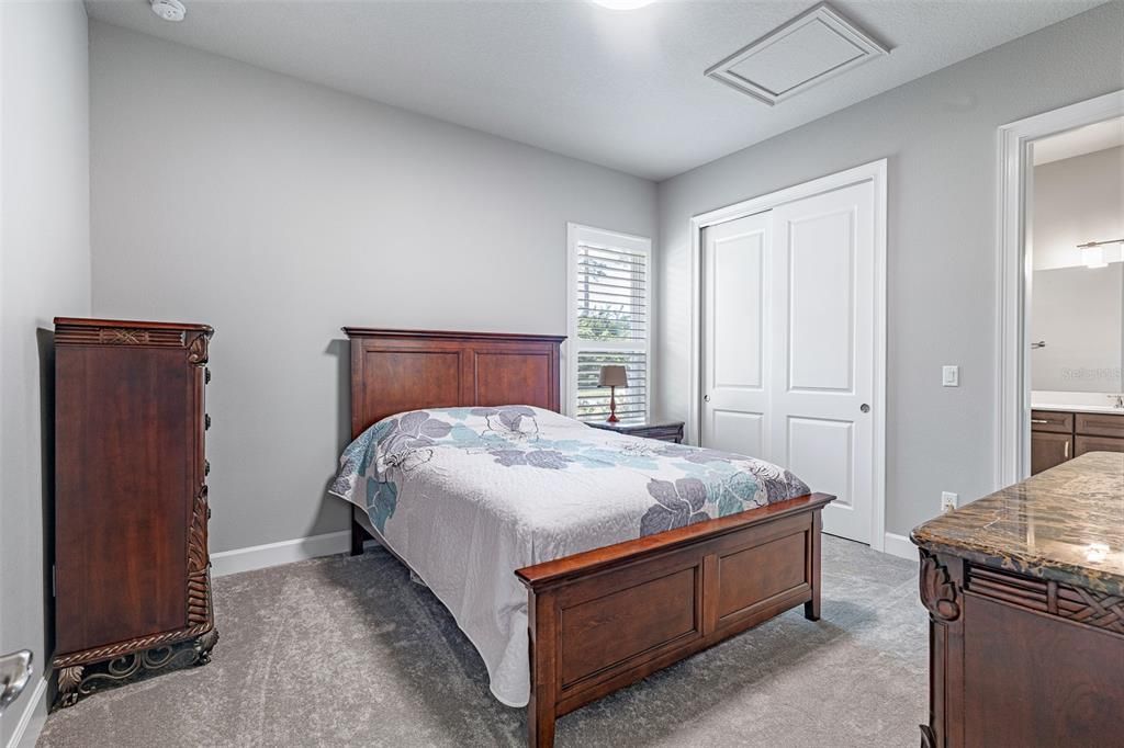 На продажу: $3,295,000 (5 спален, 4 ванн, 5454 Квадратных фут)