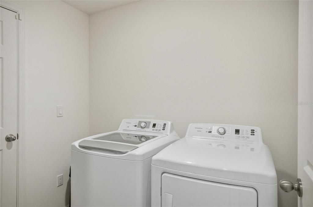 待售: $320,000 (3 贝兹, 2 浴室, 1552 平方英尺)