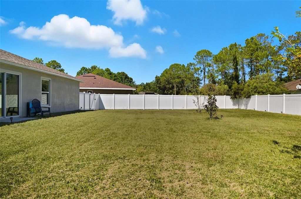 待售: $320,000 (3 贝兹, 2 浴室, 1552 平方英尺)