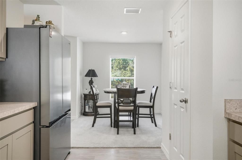 待售: $320,000 (3 贝兹, 2 浴室, 1552 平方英尺)