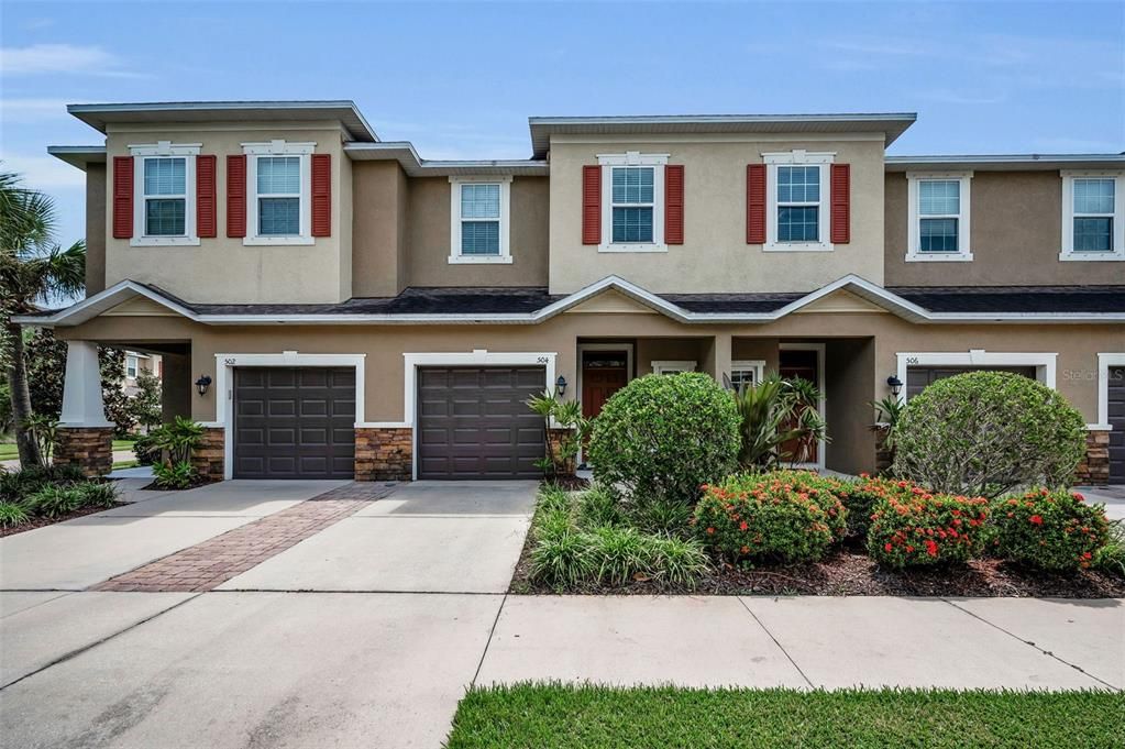 Activo con contrato: $344,000 (3 camas, 2 baños, 1525 Pies cuadrados)