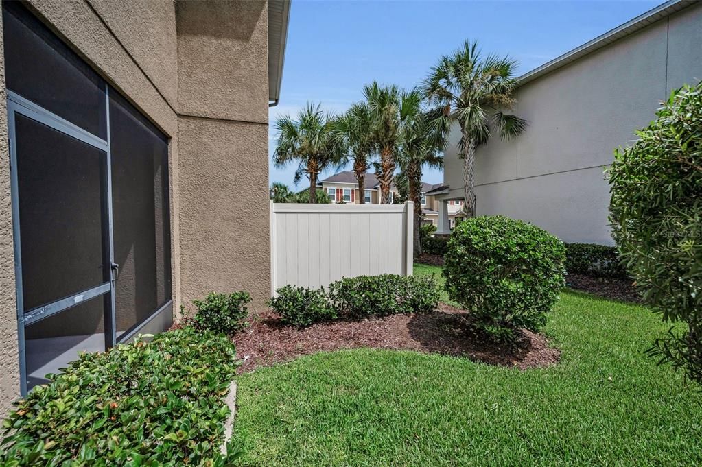 Activo con contrato: $344,000 (3 camas, 2 baños, 1525 Pies cuadrados)