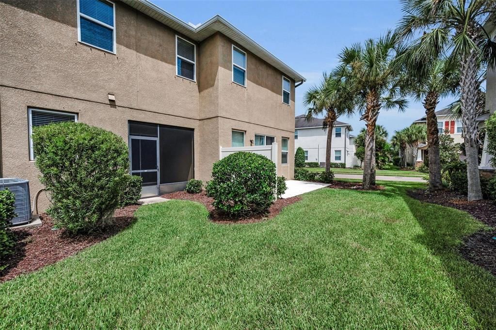 Activo con contrato: $344,000 (3 camas, 2 baños, 1525 Pies cuadrados)