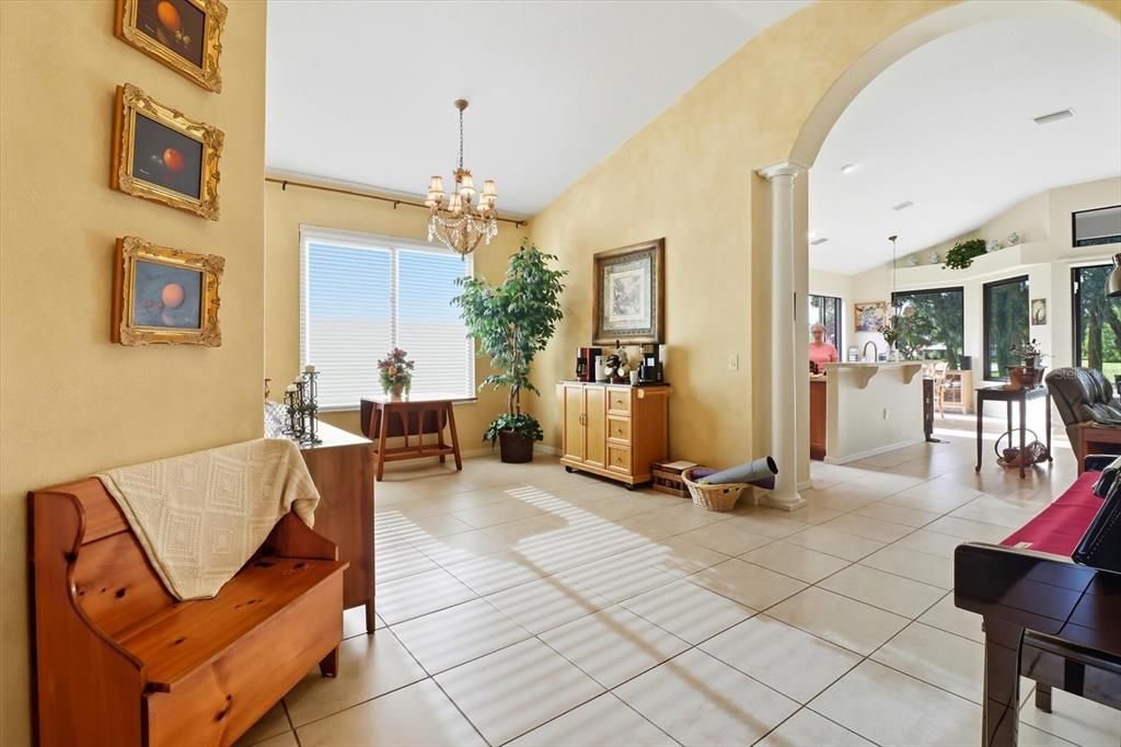 待售: $445,000 (3 贝兹, 2 浴室, 2197 平方英尺)