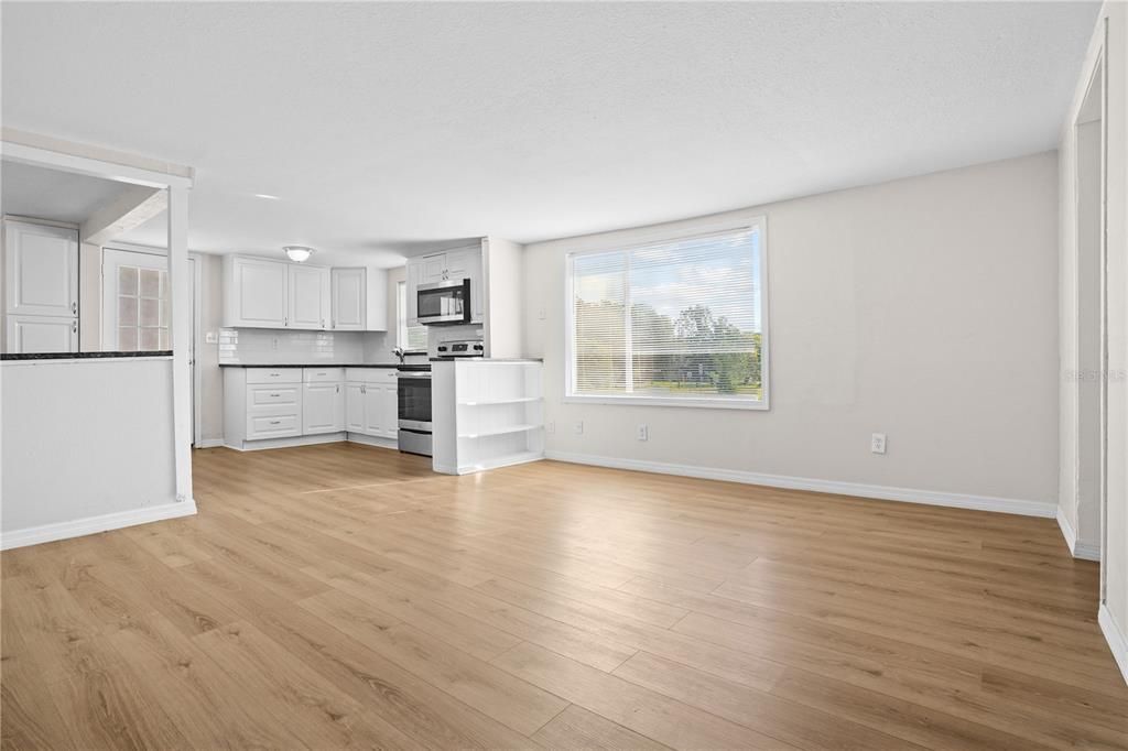 En Venta: $276,400 (3 camas, 2 baños, 1422 Pies cuadrados)