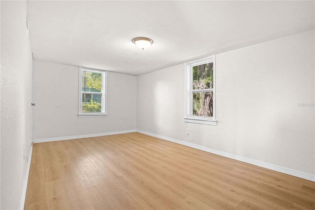 En Venta: $276,400 (3 camas, 2 baños, 1422 Pies cuadrados)