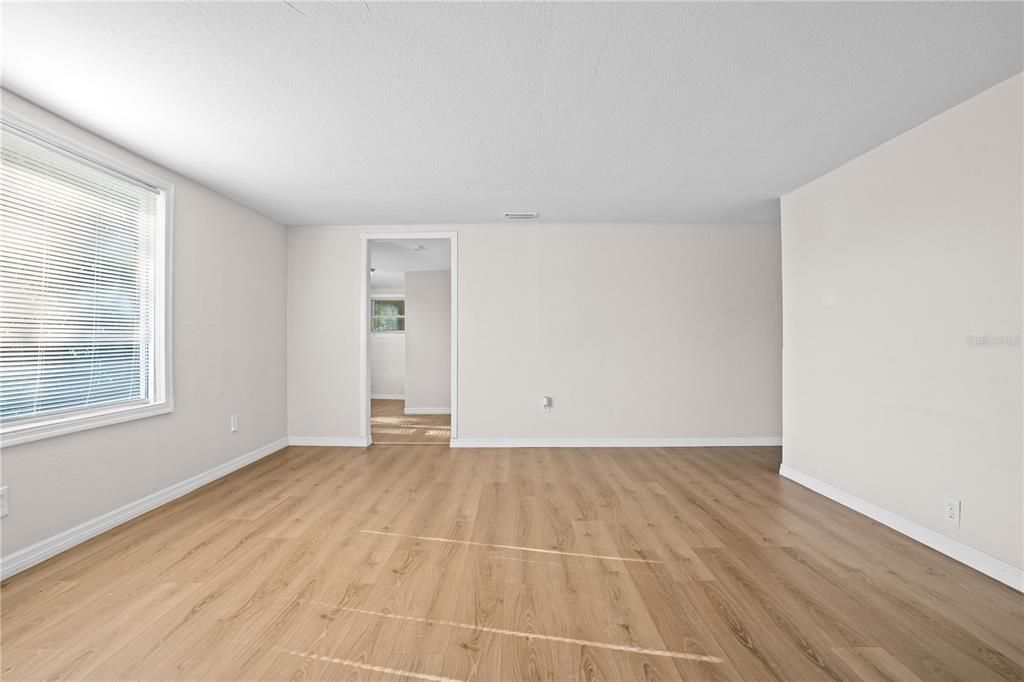 En Venta: $276,400 (3 camas, 2 baños, 1422 Pies cuadrados)