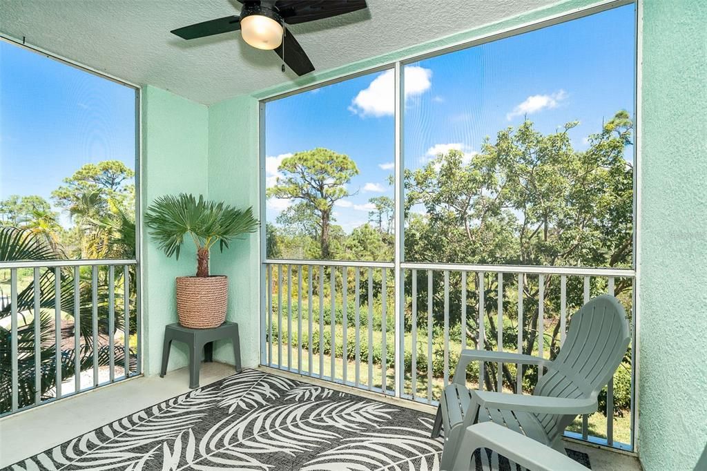 For Sale: $225,000 (2 beds, 2 baths, 870 Square Feet)