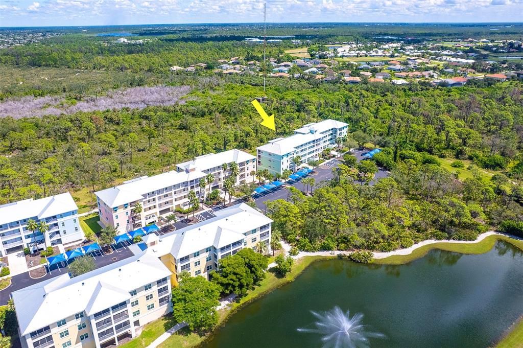 For Sale: $225,000 (2 beds, 2 baths, 870 Square Feet)