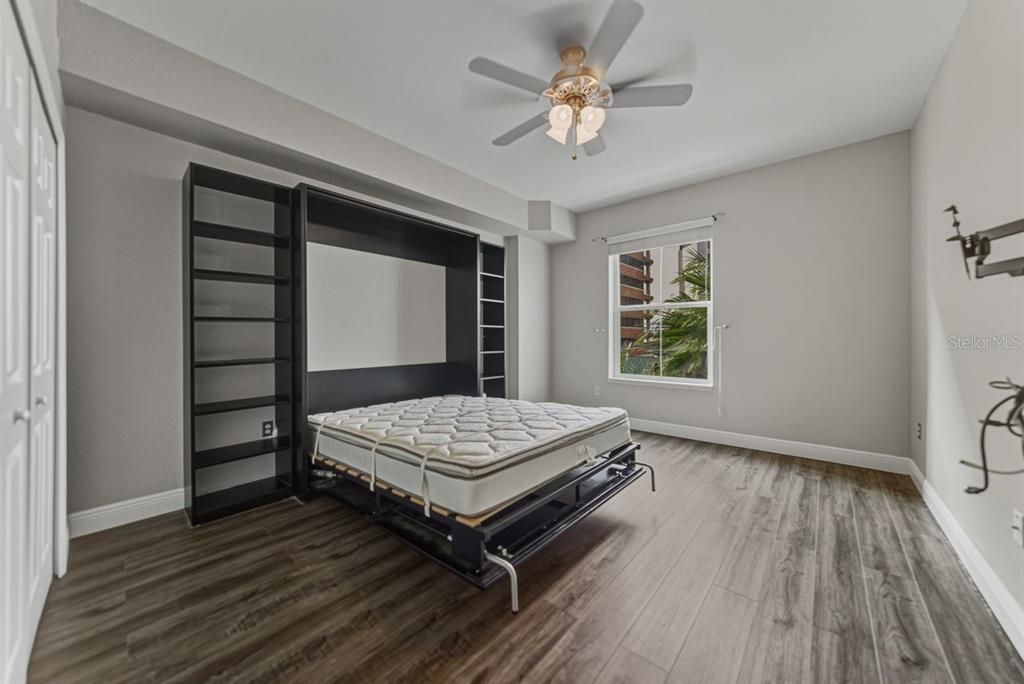 待售: $575,000 (2 贝兹, 2 浴室, 1184 平方英尺)