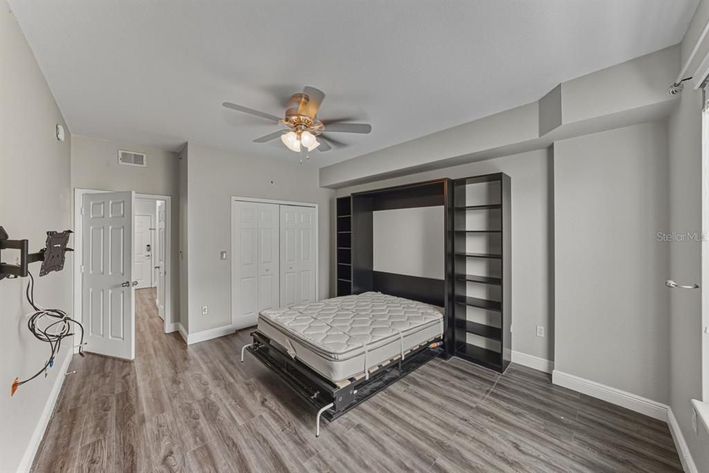 待售: $575,000 (2 贝兹, 2 浴室, 1184 平方英尺)