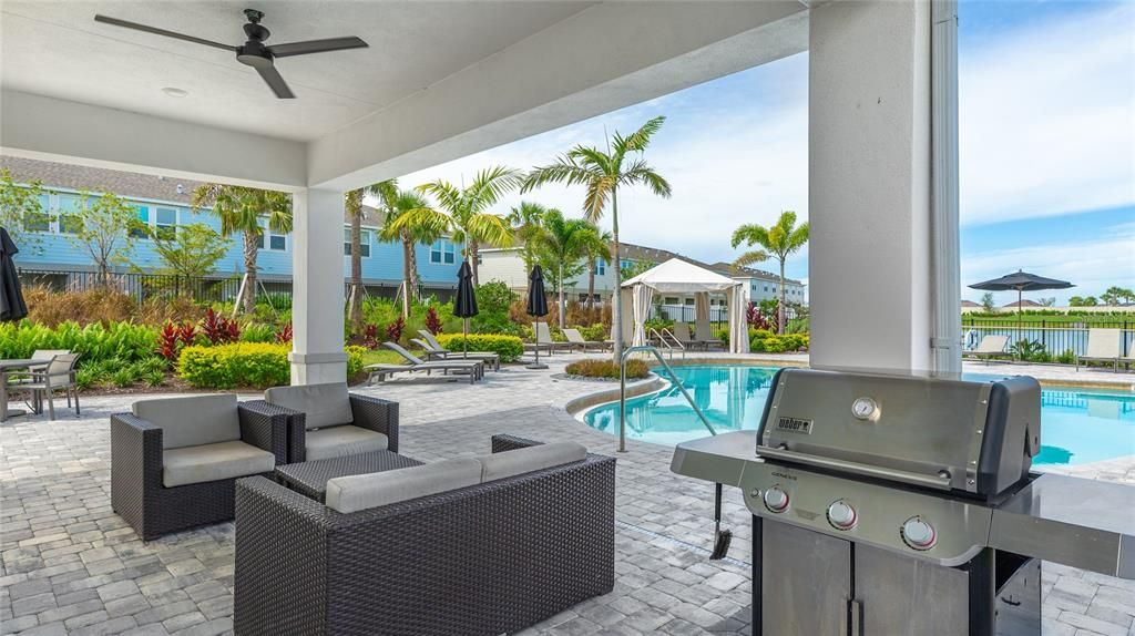 For Sale: $348,000 (3 beds, 2 baths, 1555 Square Feet)