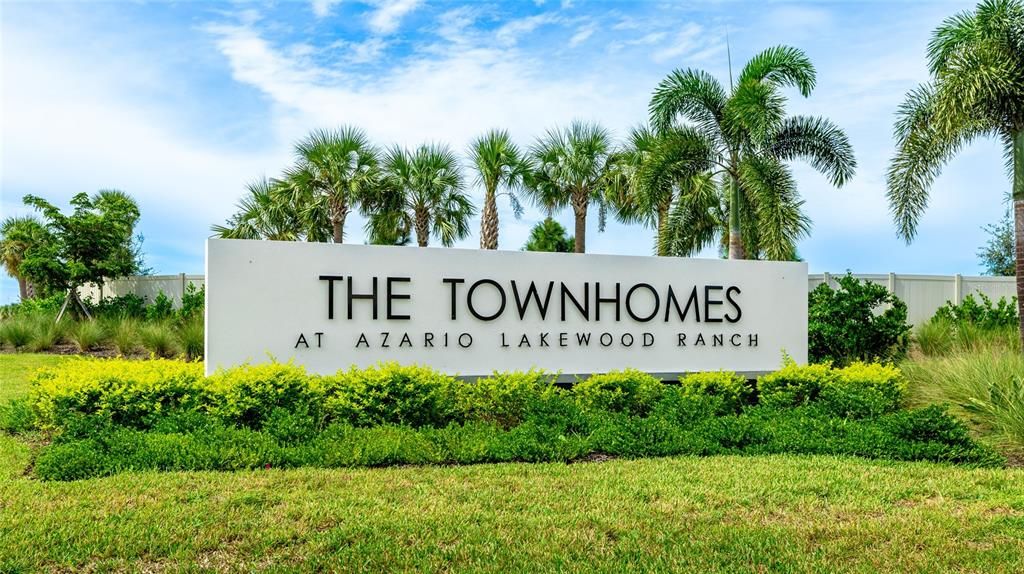 For Sale: $348,000 (3 beds, 2 baths, 1555 Square Feet)