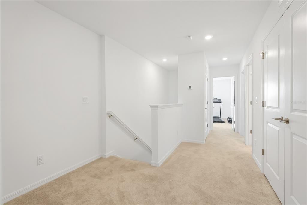 For Sale: $348,000 (3 beds, 2 baths, 1555 Square Feet)