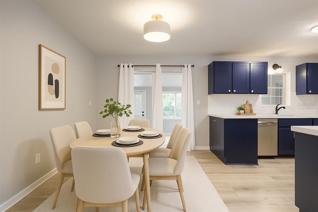 合同活跃: $299,900 (3 贝兹, 2 浴室, 1792 平方英尺)