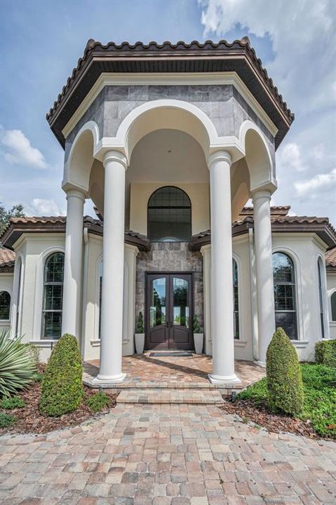 待售: $2,795,000 (6 贝兹, 7 浴室, 5965 平方英尺)