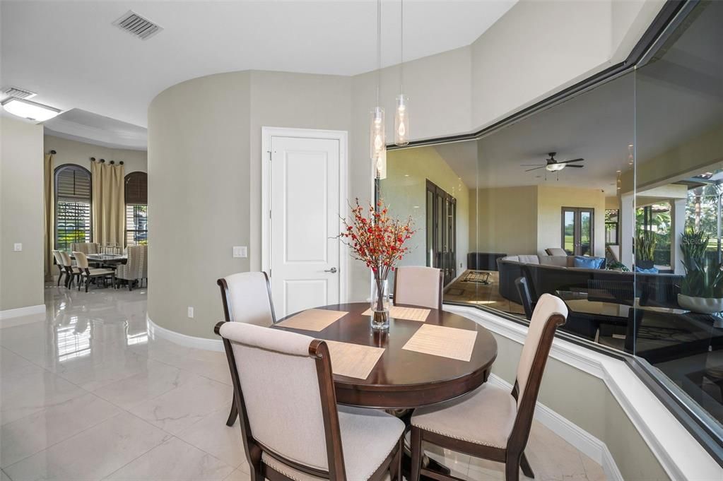 待售: $2,795,000 (6 贝兹, 7 浴室, 5965 平方英尺)