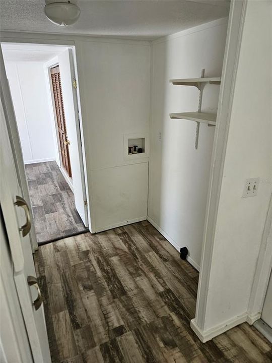 待售: $119,000 (2 贝兹, 1 浴室, 728 平方英尺)