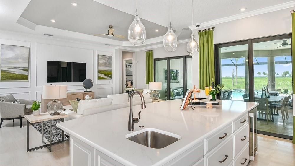 Active With Contract: $944,653 (3 beds, 3 baths, 2275 Square Feet)