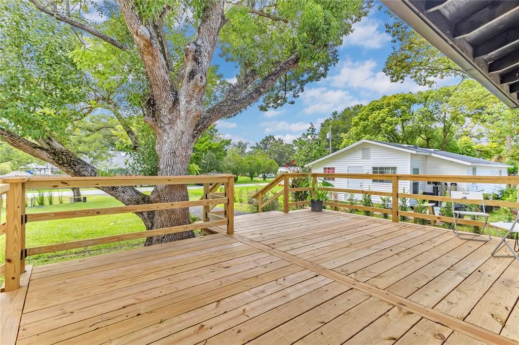 For Sale: $305,000 (4 beds, 1 baths, 1131 Square Feet)