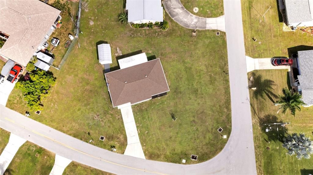 For Sale: $214,900 (2 beds, 2 baths, 891 Square Feet)