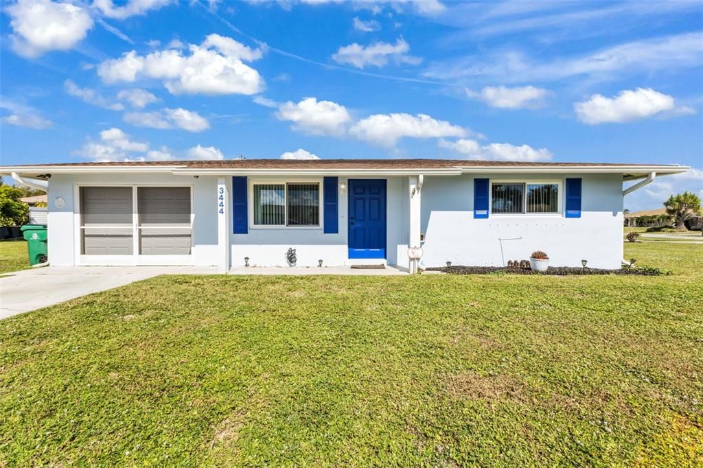 For Sale: $214,900 (2 beds, 2 baths, 891 Square Feet)