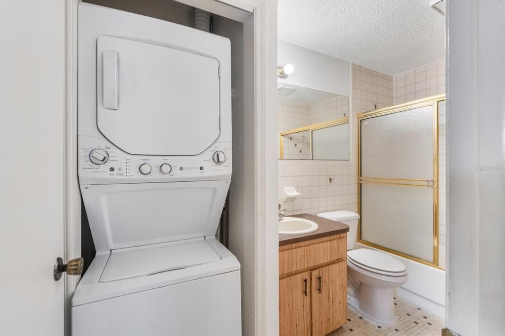 En Venta: $87,900 (1 camas, 1 baños, 672 Pies cuadrados)