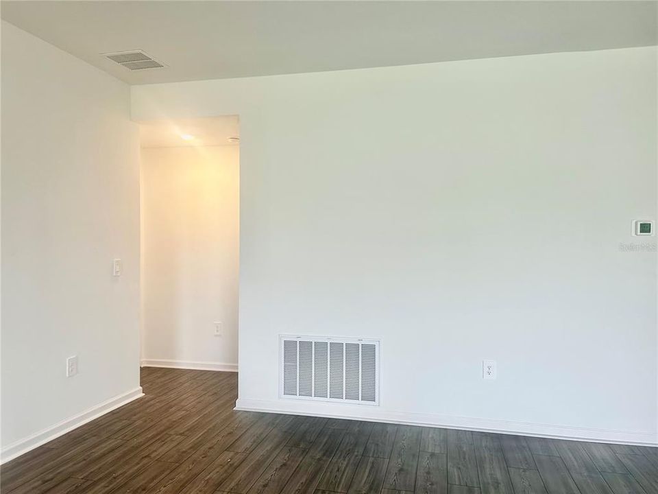 出租: $2,495 (4 贝兹, 3 浴室, 2202 平方英尺)