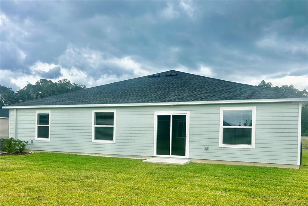 出租: $2,495 (4 贝兹, 3 浴室, 2202 平方英尺)