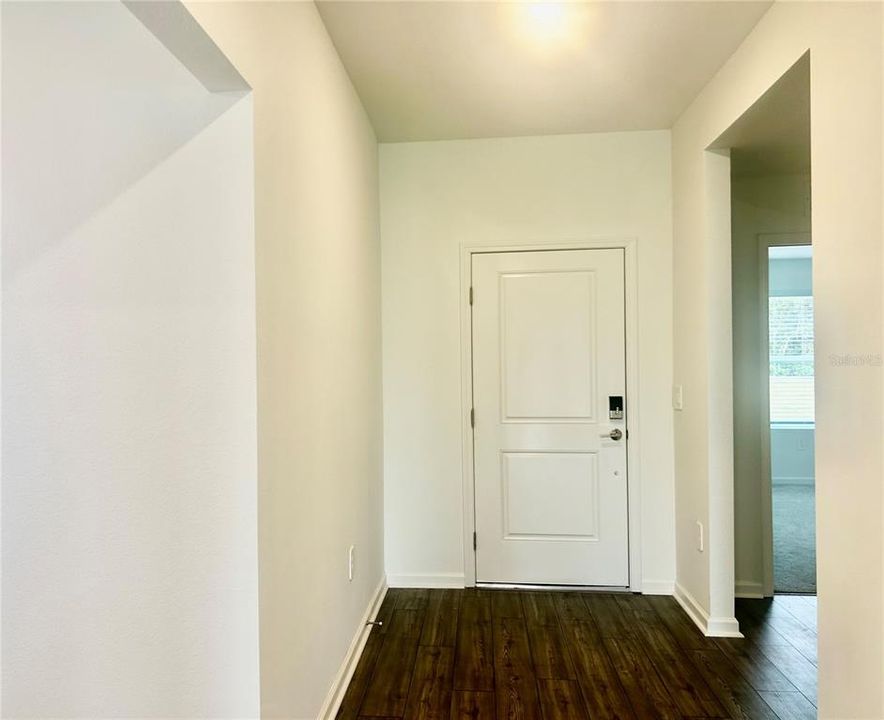 出租: $2,495 (4 贝兹, 3 浴室, 2202 平方英尺)