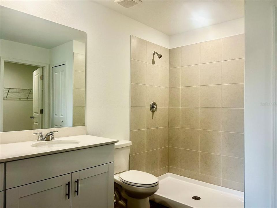 出租: $2,495 (4 贝兹, 3 浴室, 2202 平方英尺)