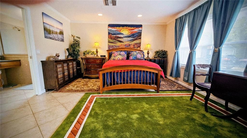 For Rent: $4,500 (3 beds, 3 baths, 2041 Square Feet)