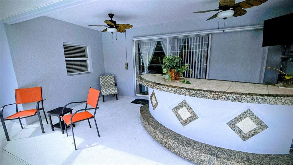 For Rent: $4,500 (3 beds, 3 baths, 2041 Square Feet)