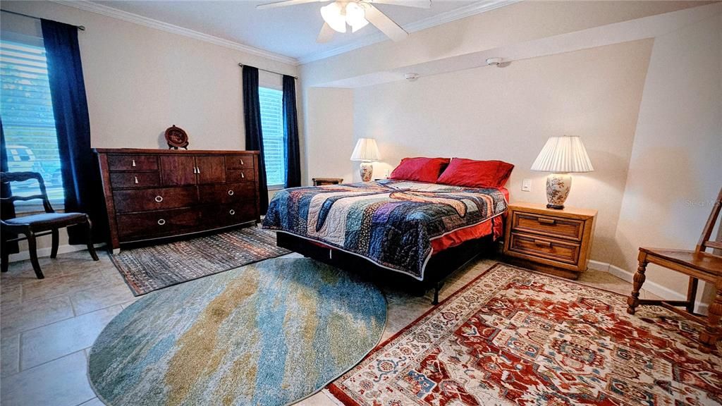 For Rent: $4,500 (3 beds, 3 baths, 2041 Square Feet)