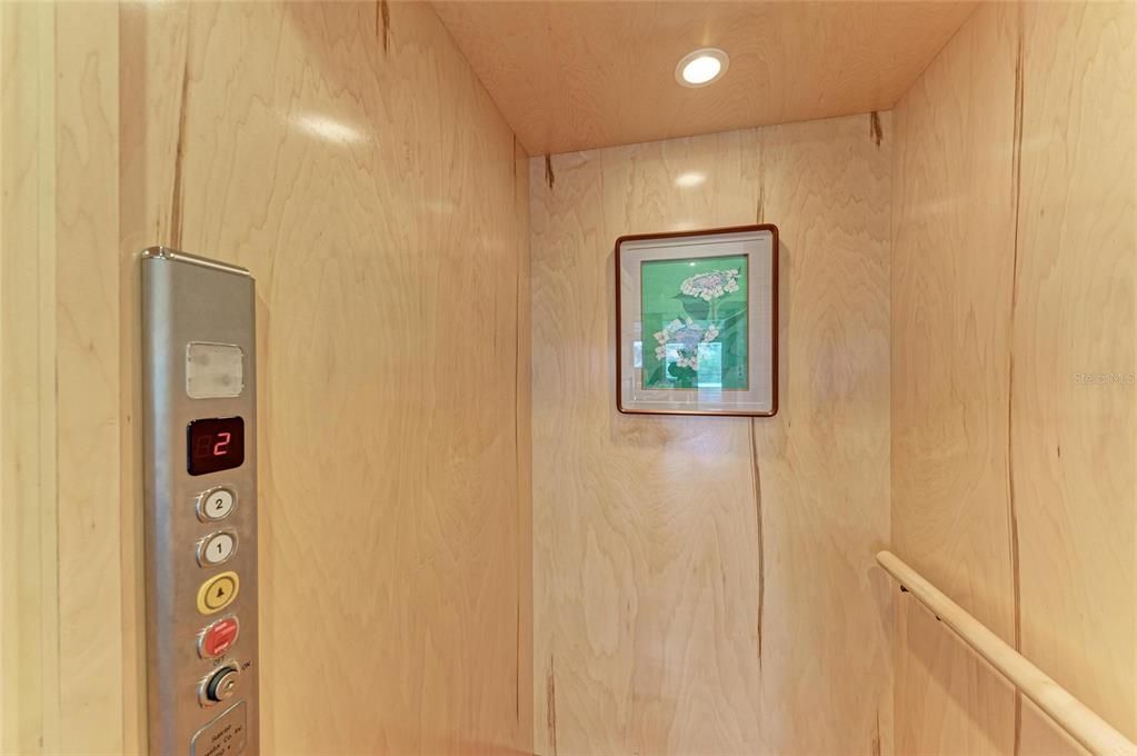 待售: $2,275,000 (5 贝兹, 4 浴室, 4642 平方英尺)