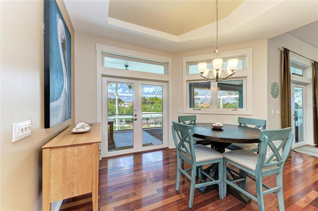 待售: $2,275,000 (5 贝兹, 4 浴室, 4642 平方英尺)