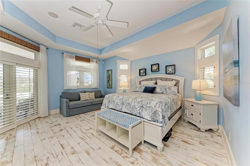 待售: $2,275,000 (5 贝兹, 4 浴室, 4642 平方英尺)