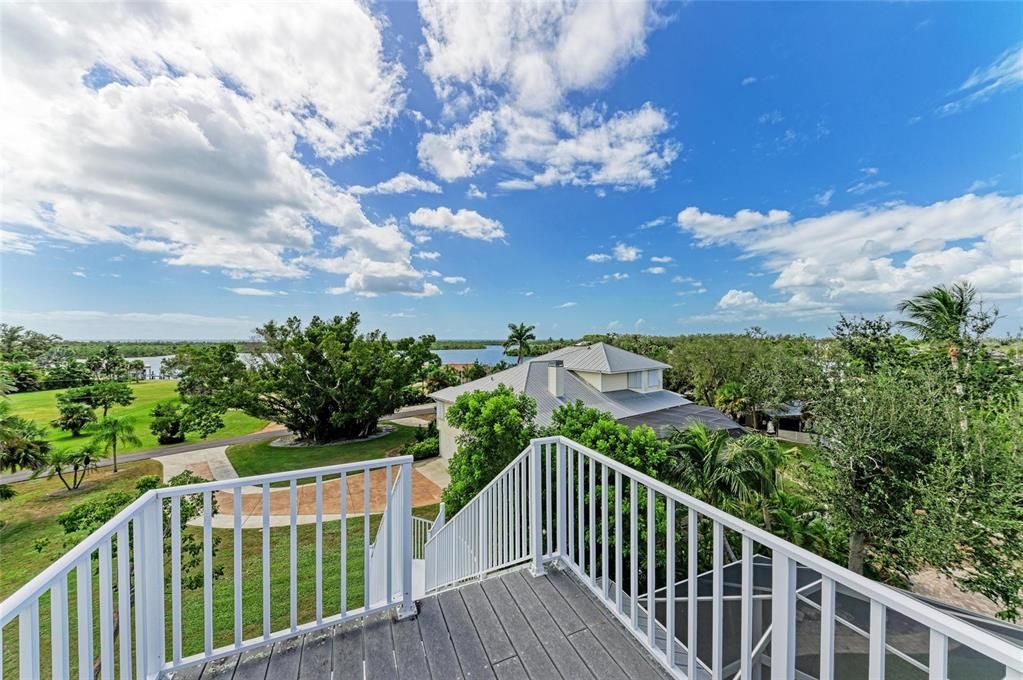 待售: $2,275,000 (5 贝兹, 4 浴室, 4642 平方英尺)