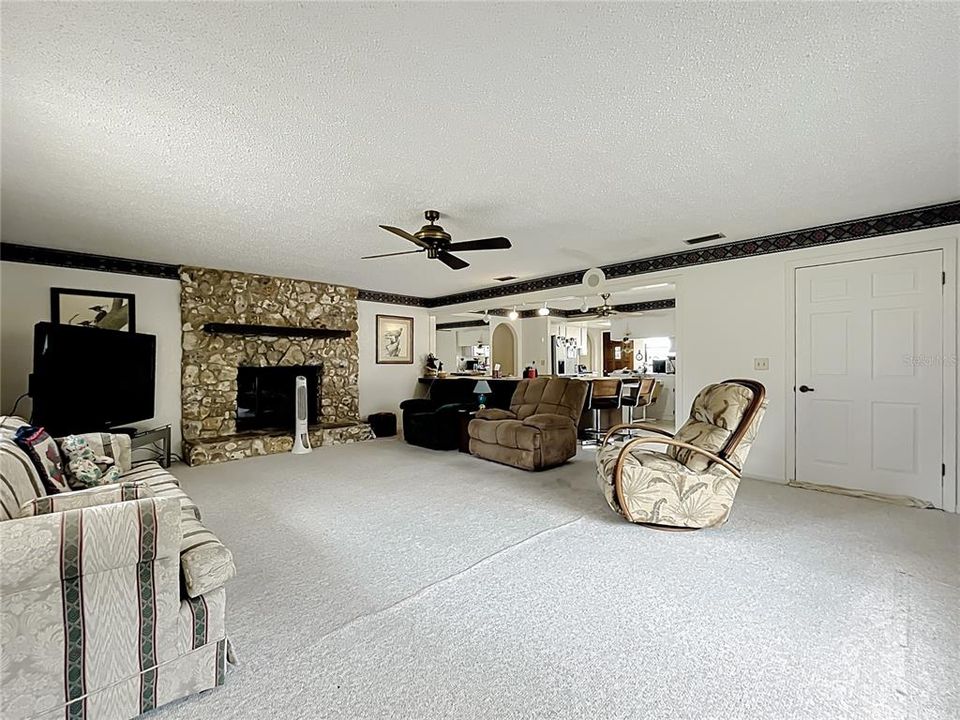 待售: $779,000 (4 贝兹, 3 浴室, 3106 平方英尺)