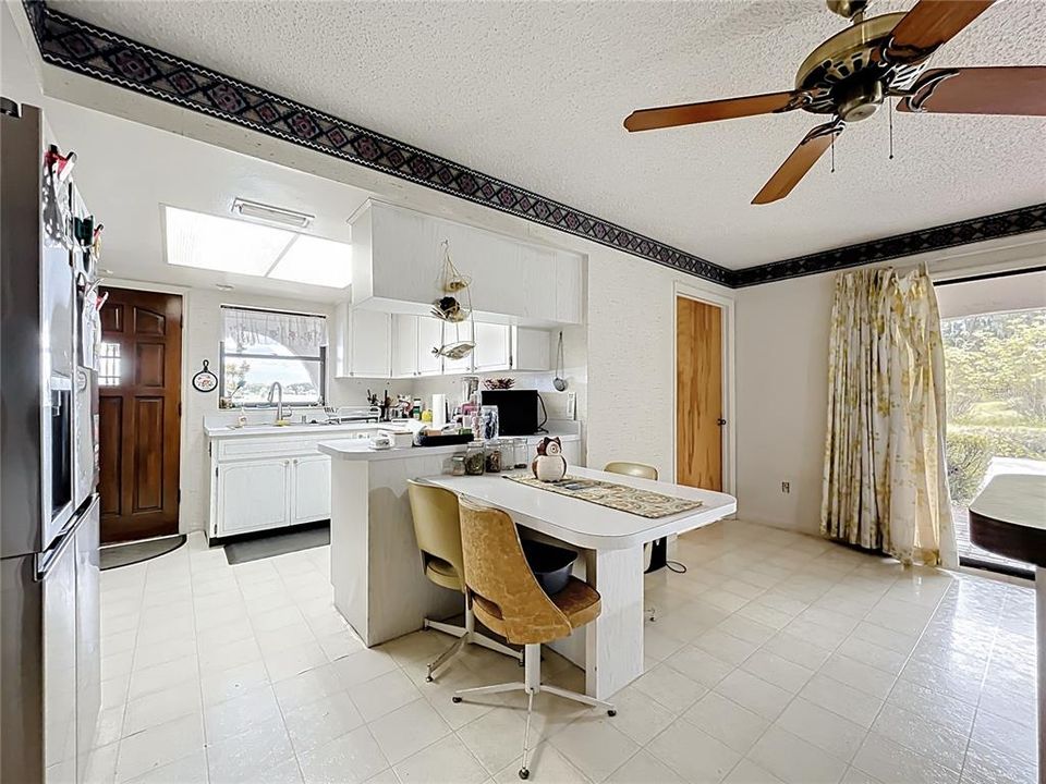 待售: $779,000 (4 贝兹, 3 浴室, 3106 平方英尺)