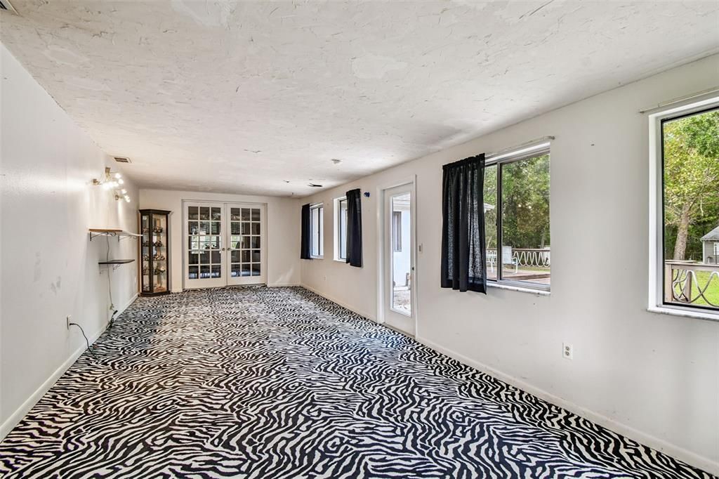 En Venta: $535,000 (5 camas, 5 baños, 3876 Pies cuadrados)