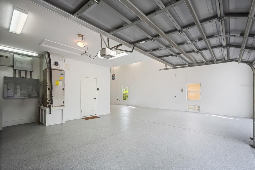 For Sale: $879,000 (3 beds, 3 baths, 2968 Square Feet)