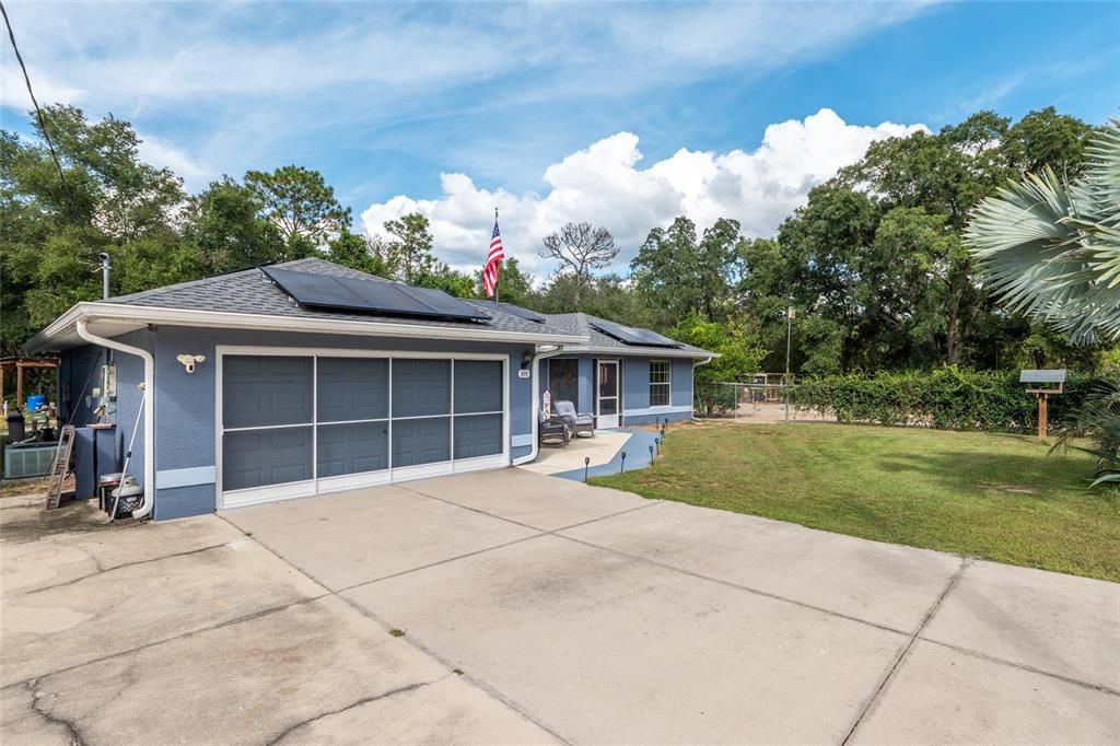 For Sale: $389,900 (3 beds, 2 baths, 1362 Square Feet)