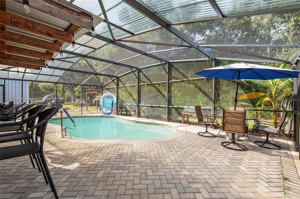 For Sale: $389,900 (3 beds, 2 baths, 1362 Square Feet)